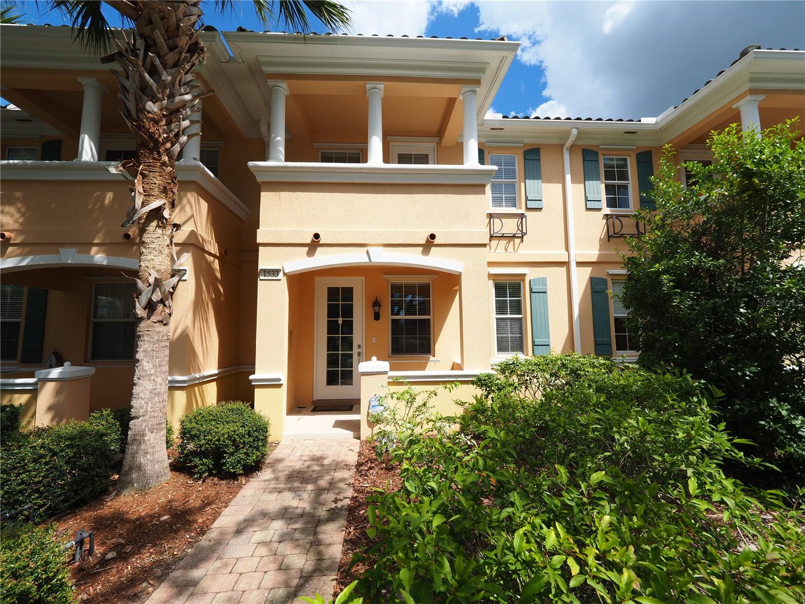 1533 Napoli Dr E Property Photo 2