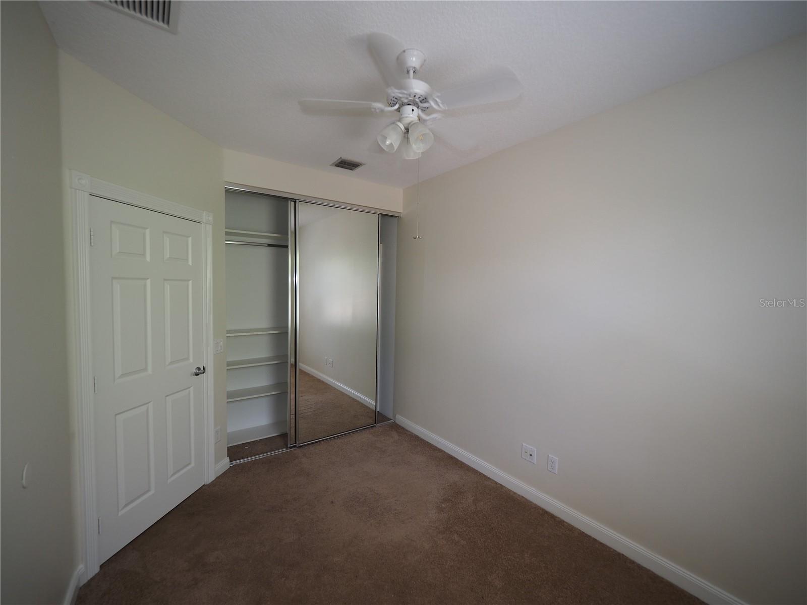 1533 Napoli Dr E Property Photo 24