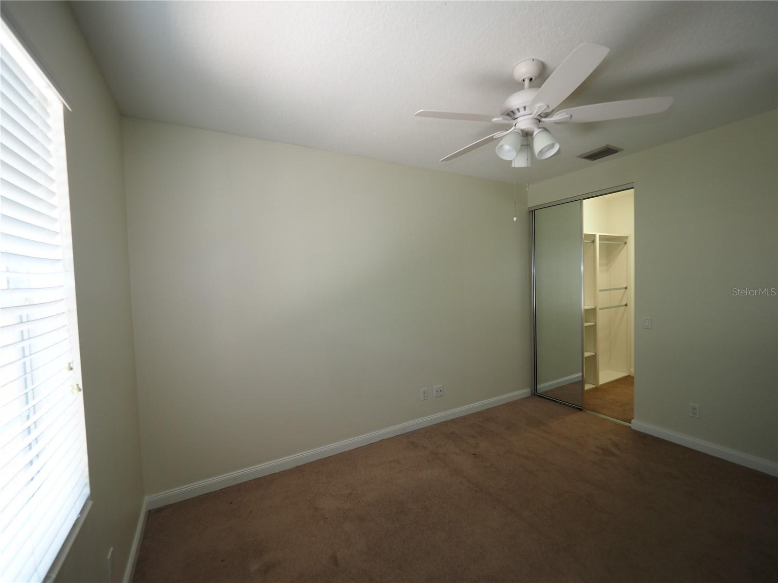 1533 Napoli Dr E Property Photo 28