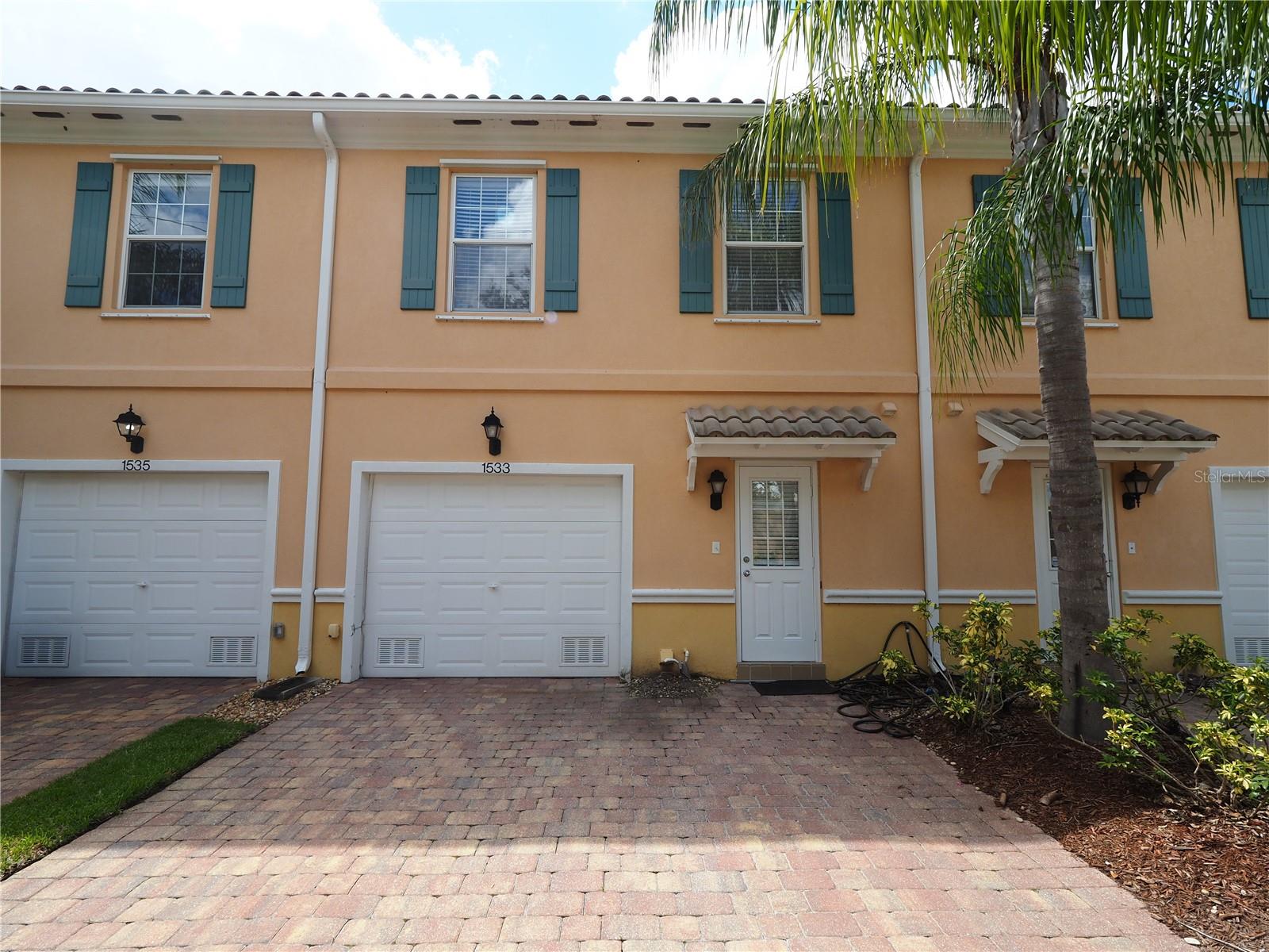 1533 Napoli Dr E Property Photo 31