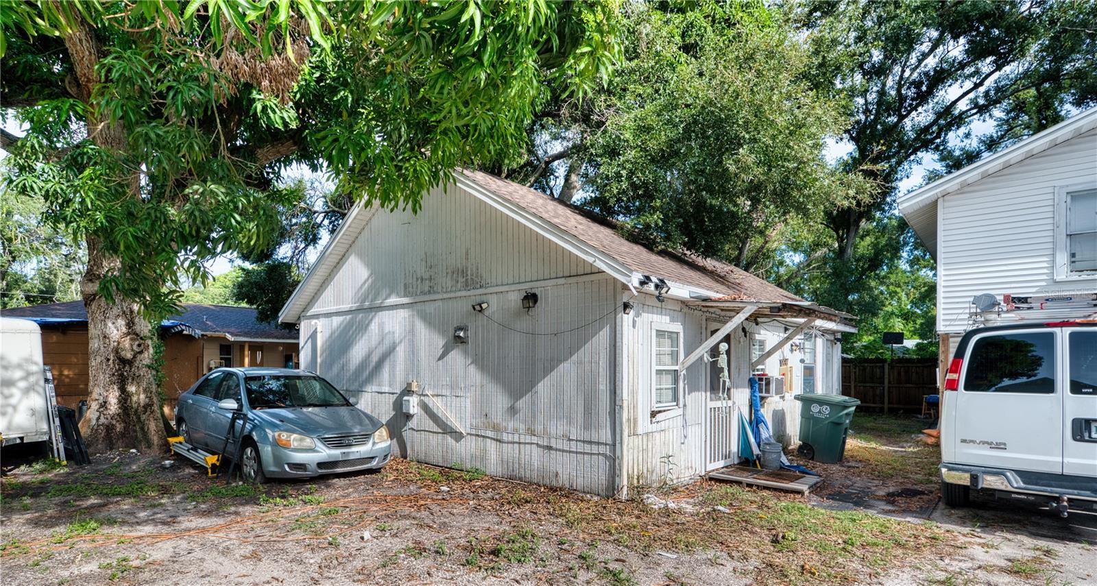 1514 12th Ave W Property Photo 27