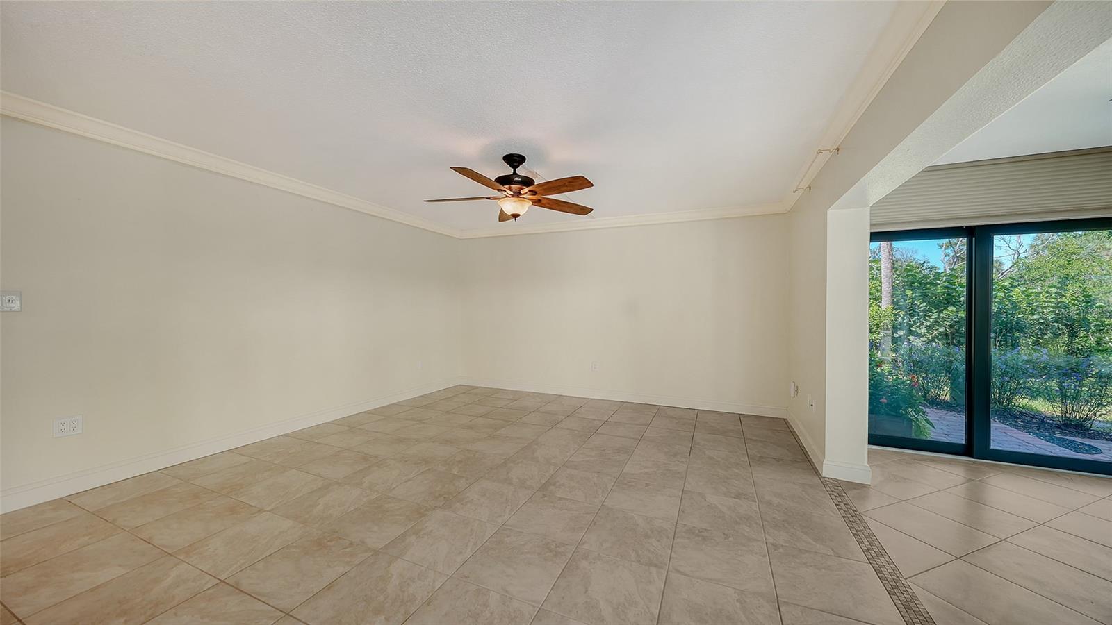 225 Hourglass Way #103 Property Photo 11