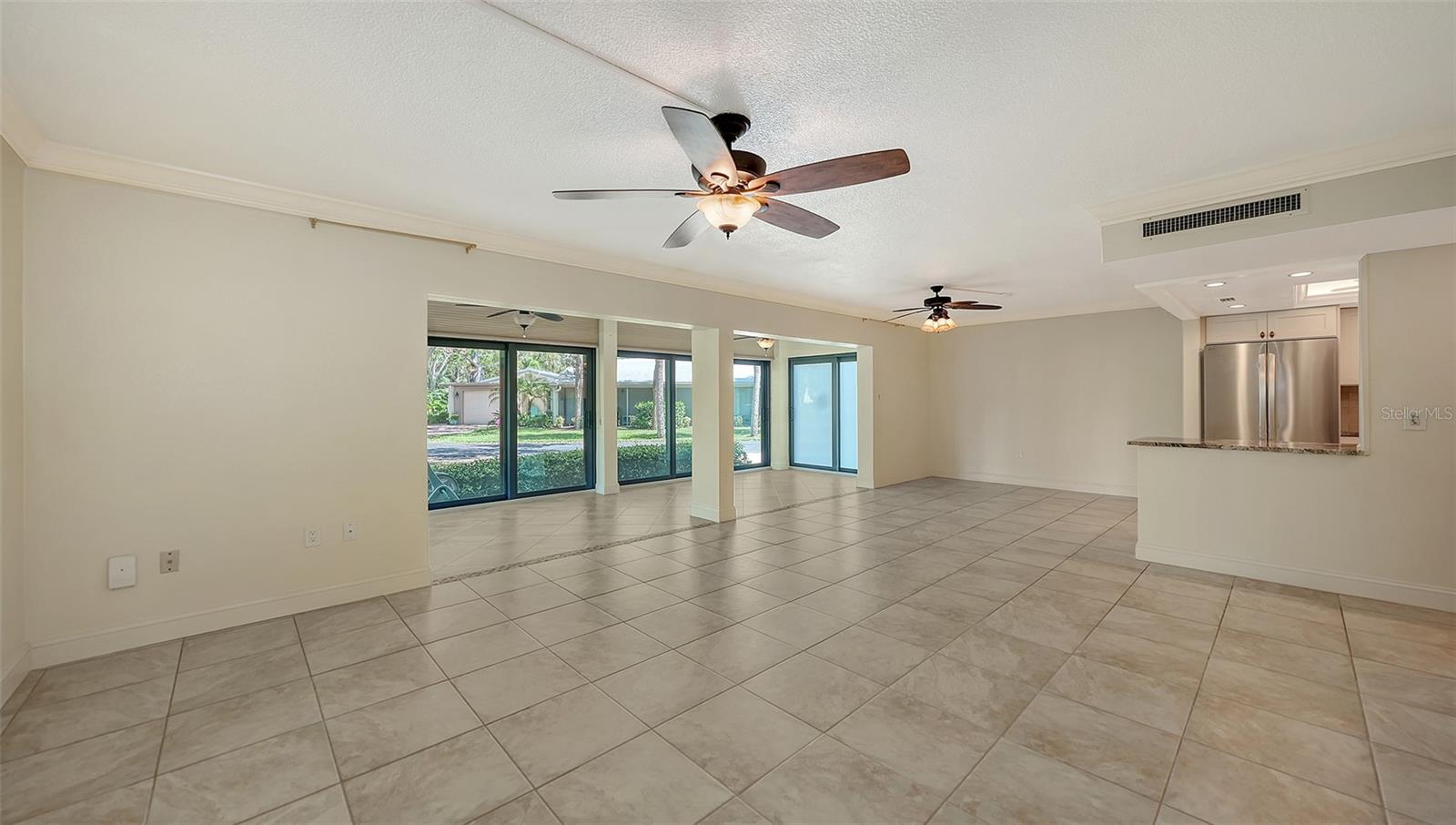 225 Hourglass Way #103 Property Photo 12