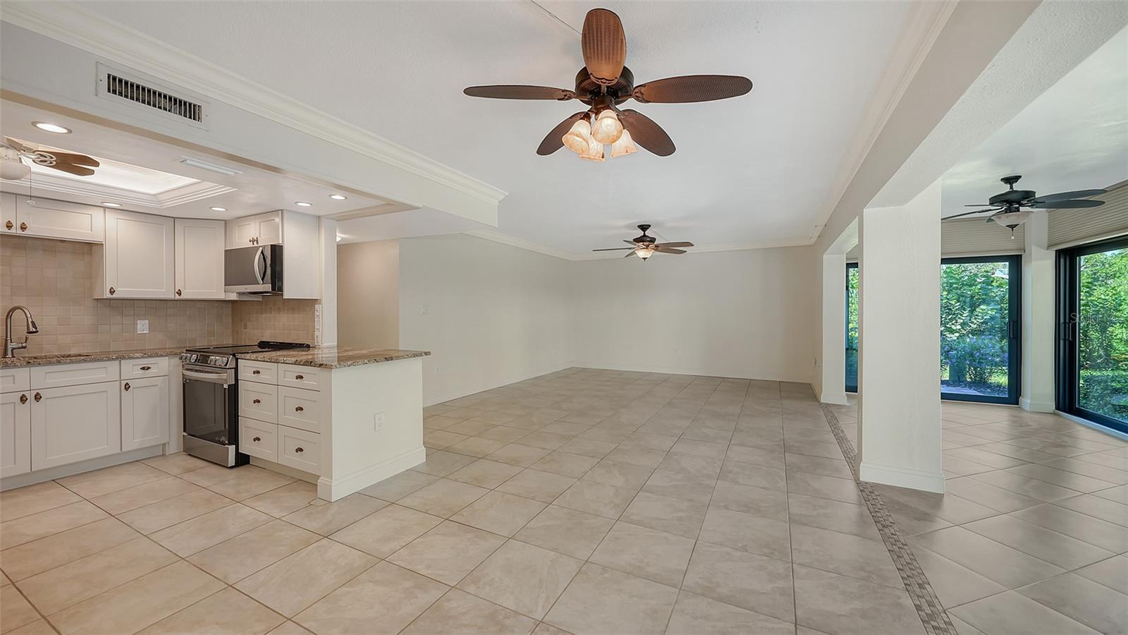 225 Hourglass Way #103 Property Photo 41