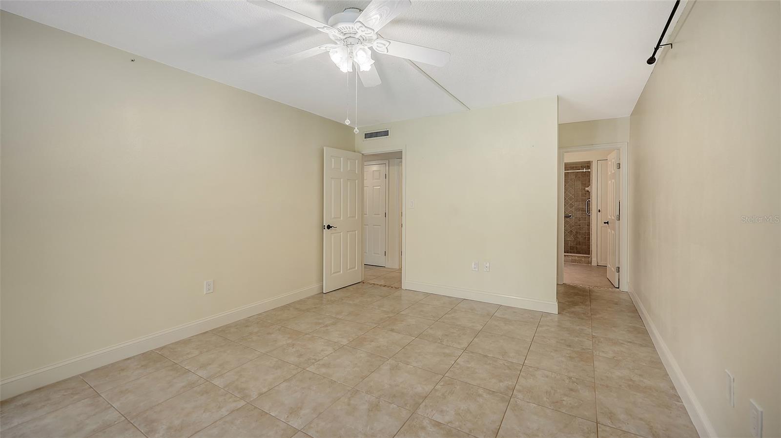 225 Hourglass Way #103 Property Photo 50