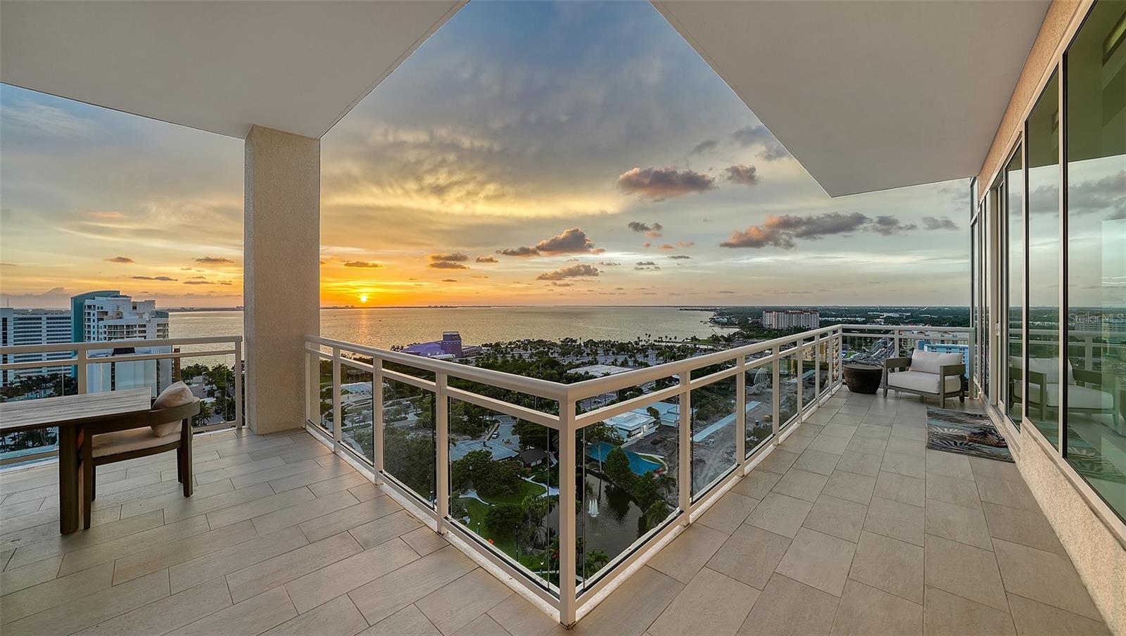 540 N Tamiami Trl #1702 Property Photo 31