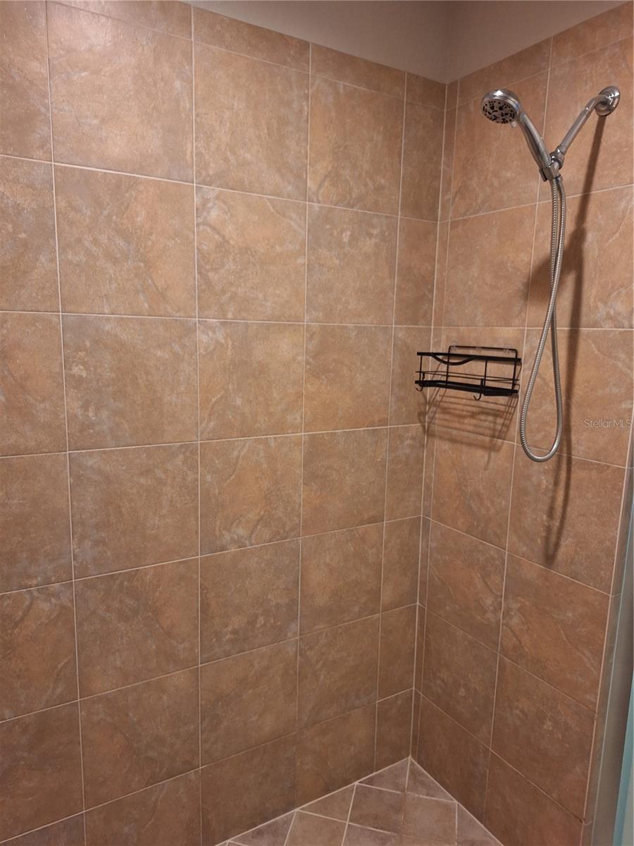 1121 Riverscape St Property Photo 37
