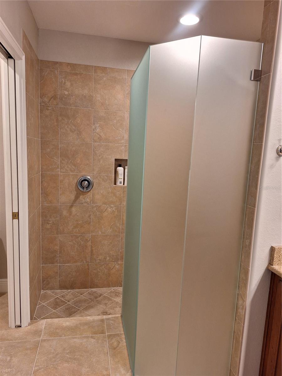 1121 Riverscape St Property Photo 47