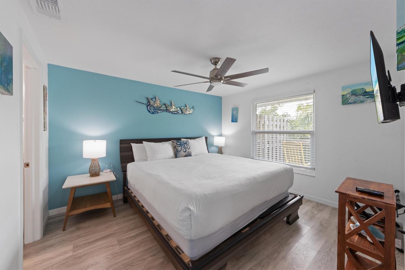 6808 Palm Dr #b Property Photo 13