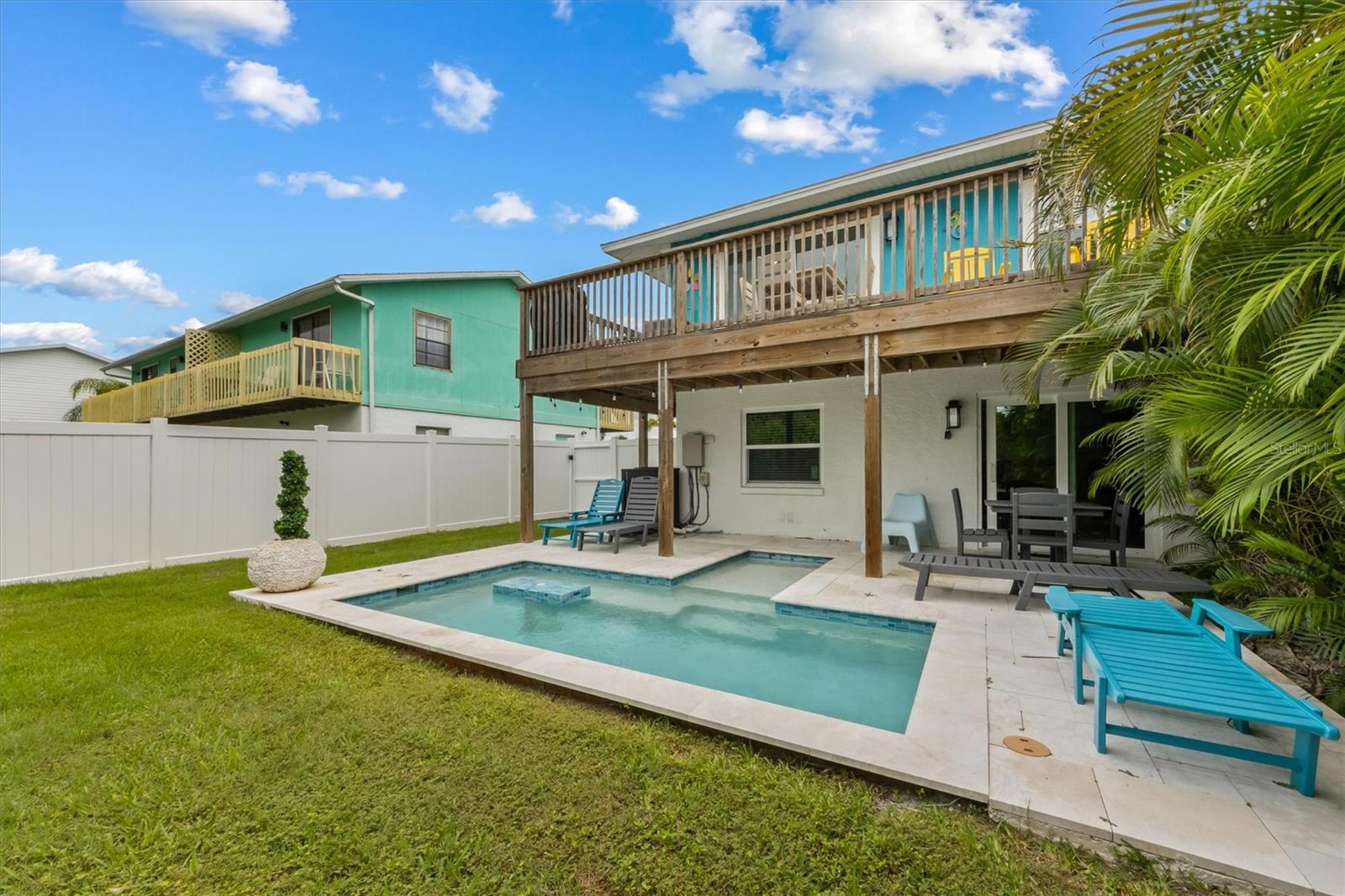 6808 Palm Dr #b Property Photo 24