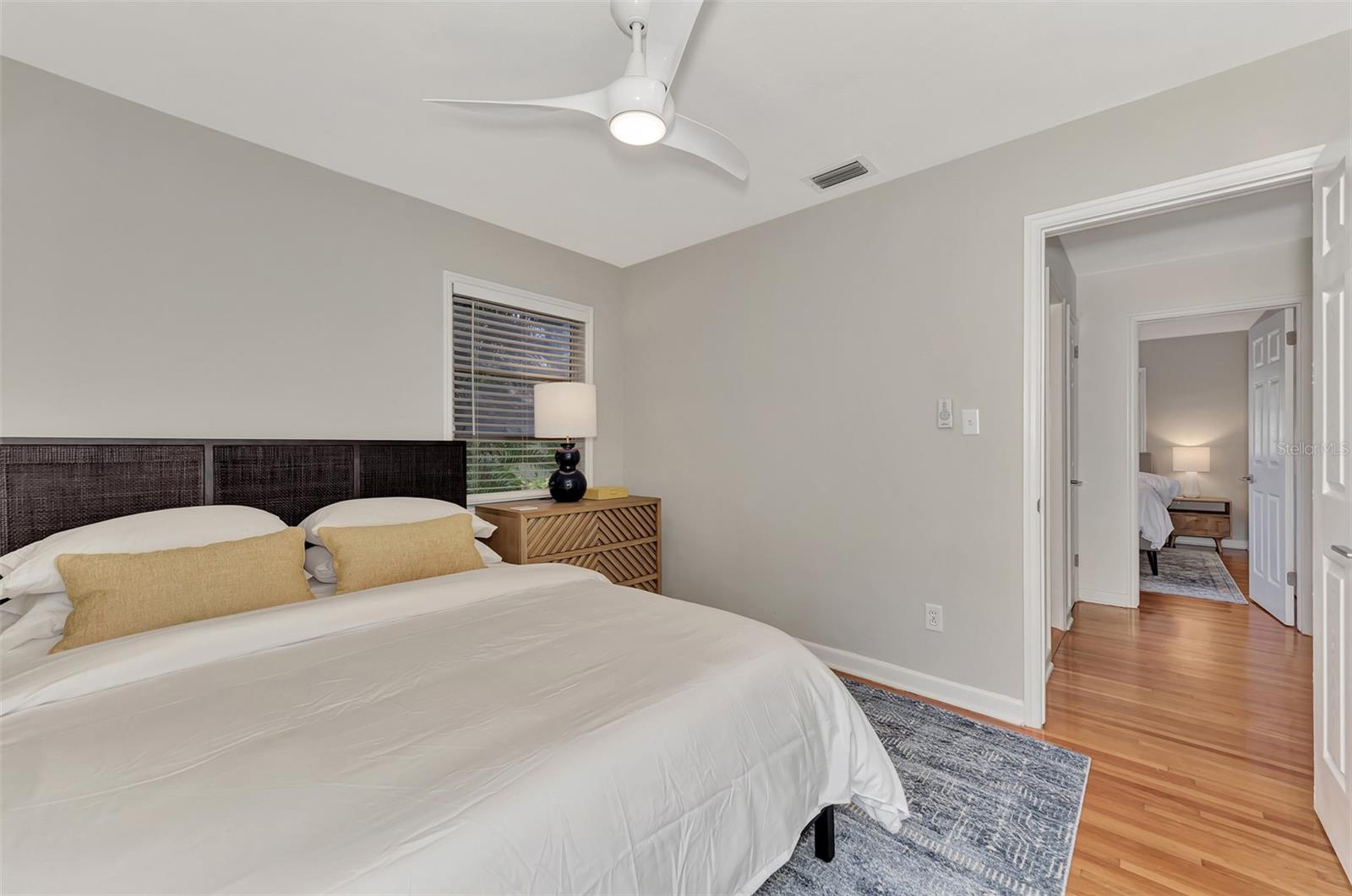 1726 Floyd St Property Photo 33