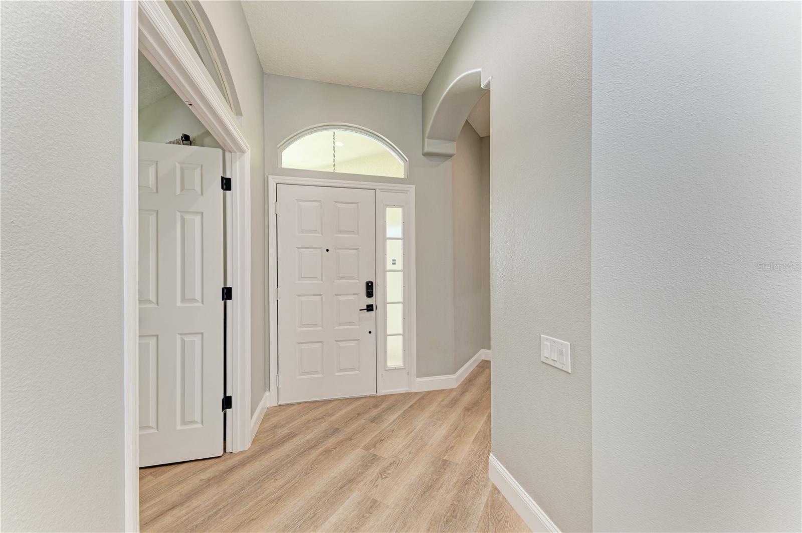 6622 Oakbrooke Cir Property Photo 6