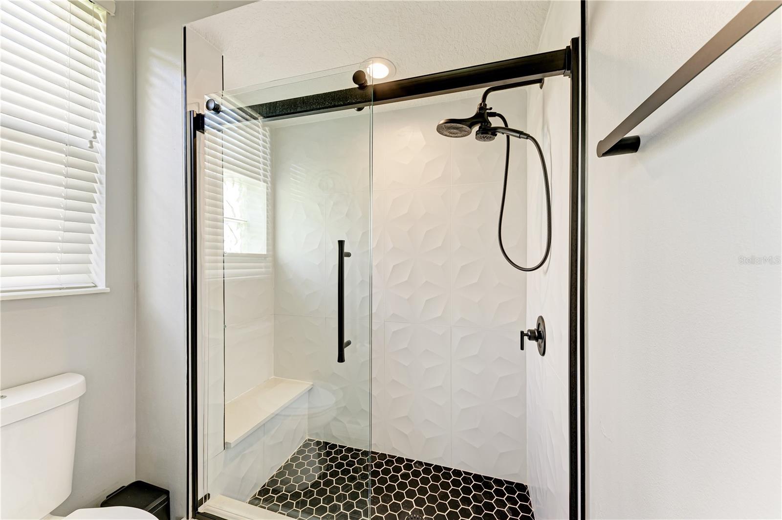 6622 Oakbrooke Cir Property Photo 20