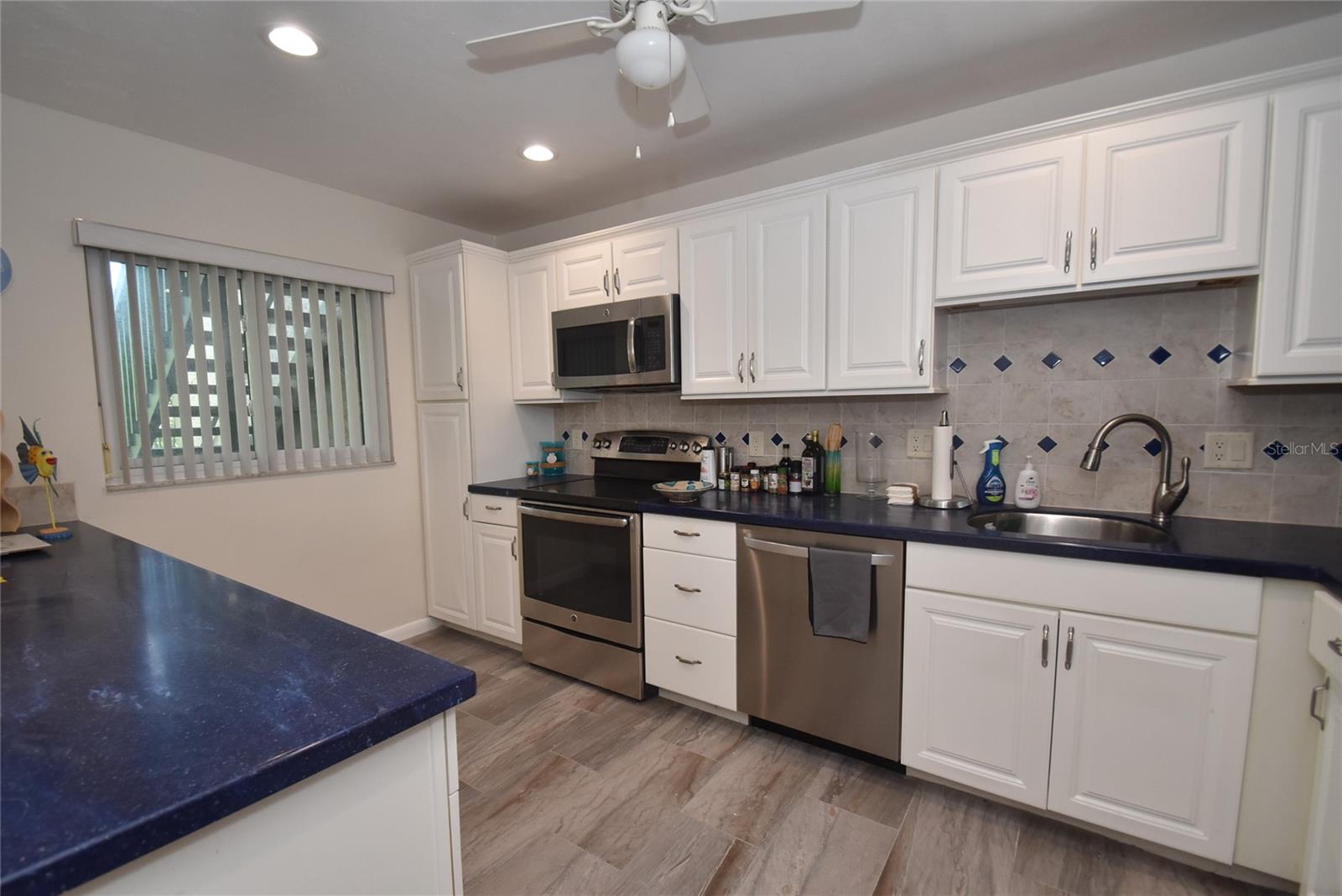 1520 Pelican Point Dr #ba153 Property Photo 3