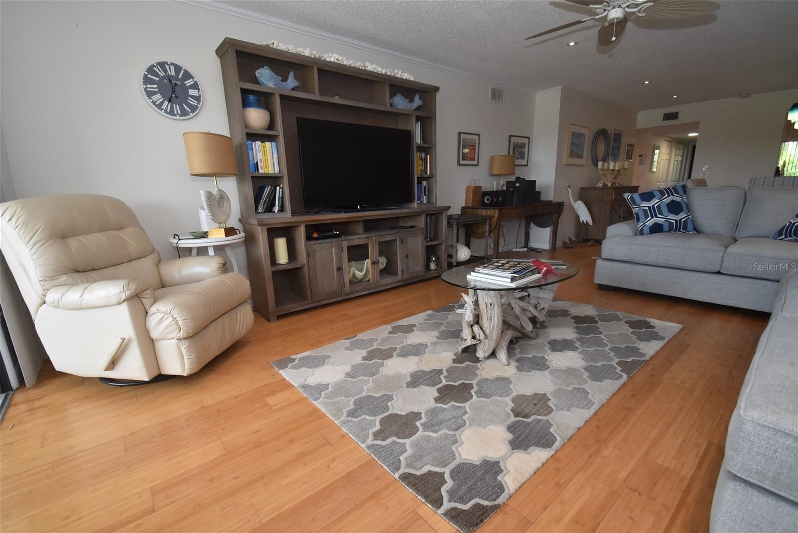 1520 Pelican Point Dr #ba153 Property Photo 8