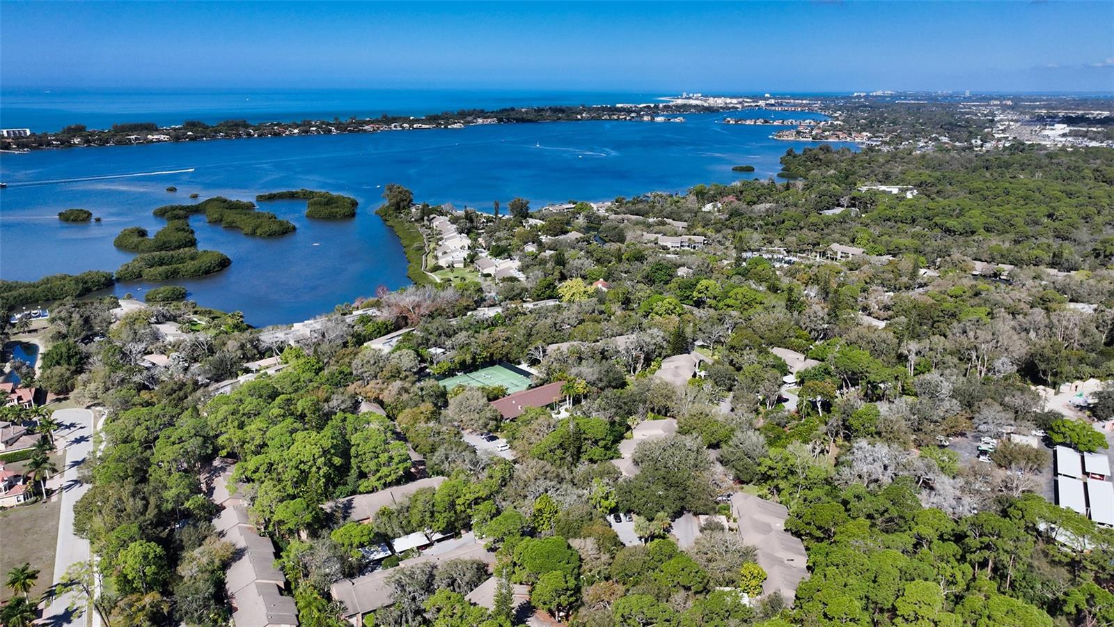 1520 Pelican Point Dr #ba153 Property Photo 27