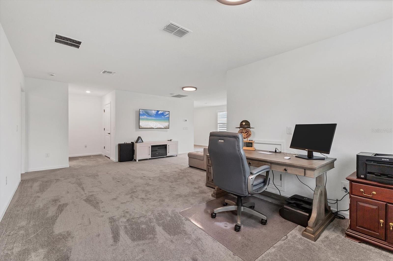 10622 Wynward Way Property Photo 34