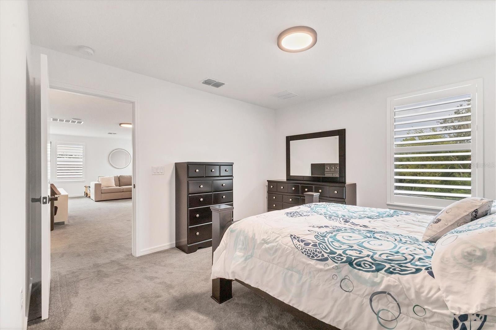 10622 Wynward Way Property Photo 38