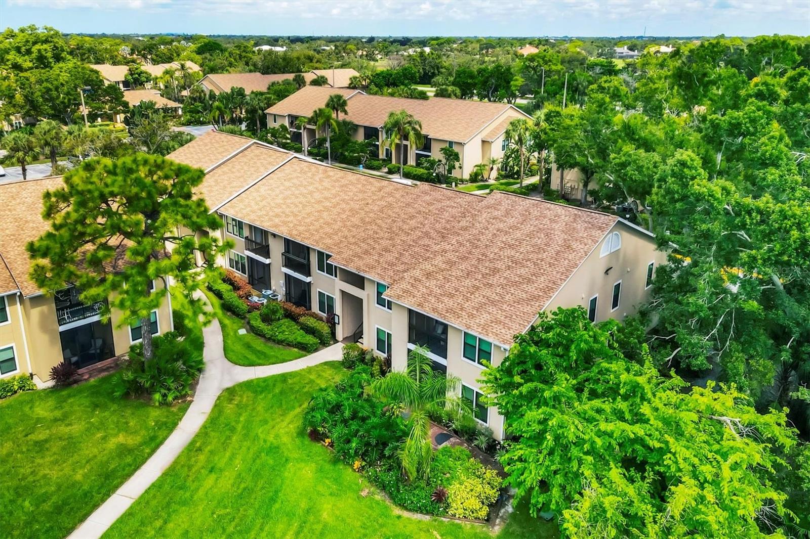 4001 CROCKERS LAKE BLVD #27 Property Photo 1