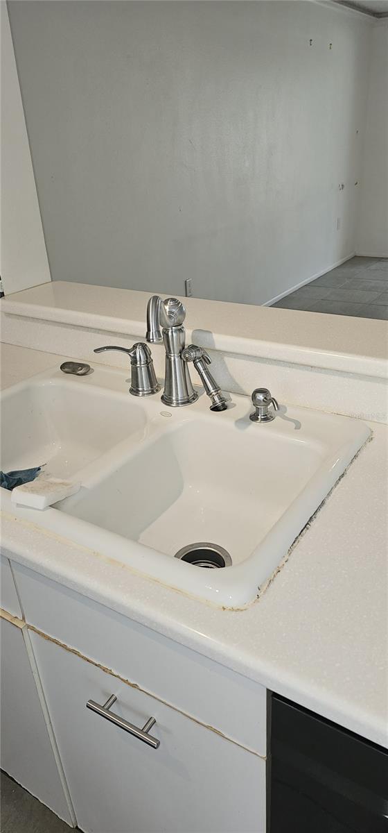 321 Timberlake Dr #321 Property Photo 11