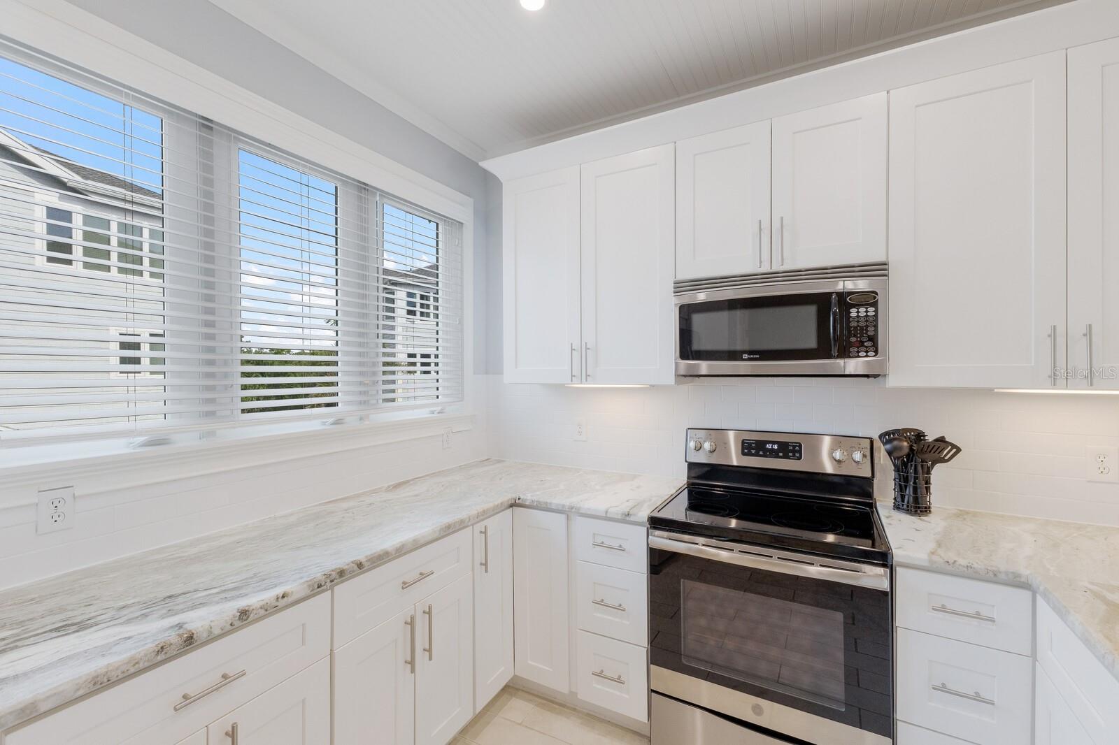 847 Evergreen Way Property Photo 13