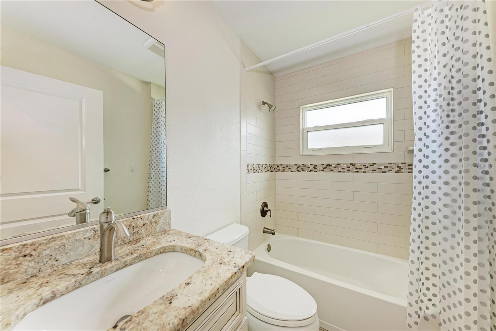 3560 Eldron Ave Property Photo 28