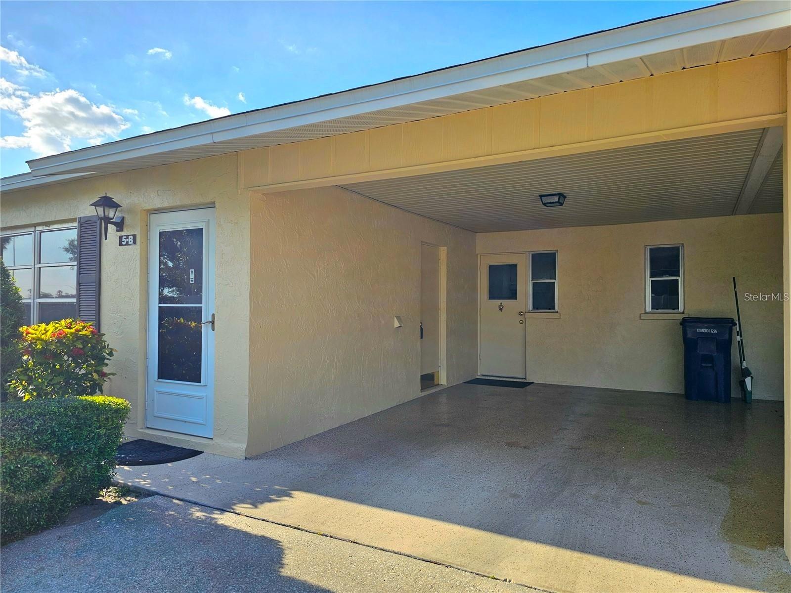 390 301 Blvd W #5b Property Photo 4