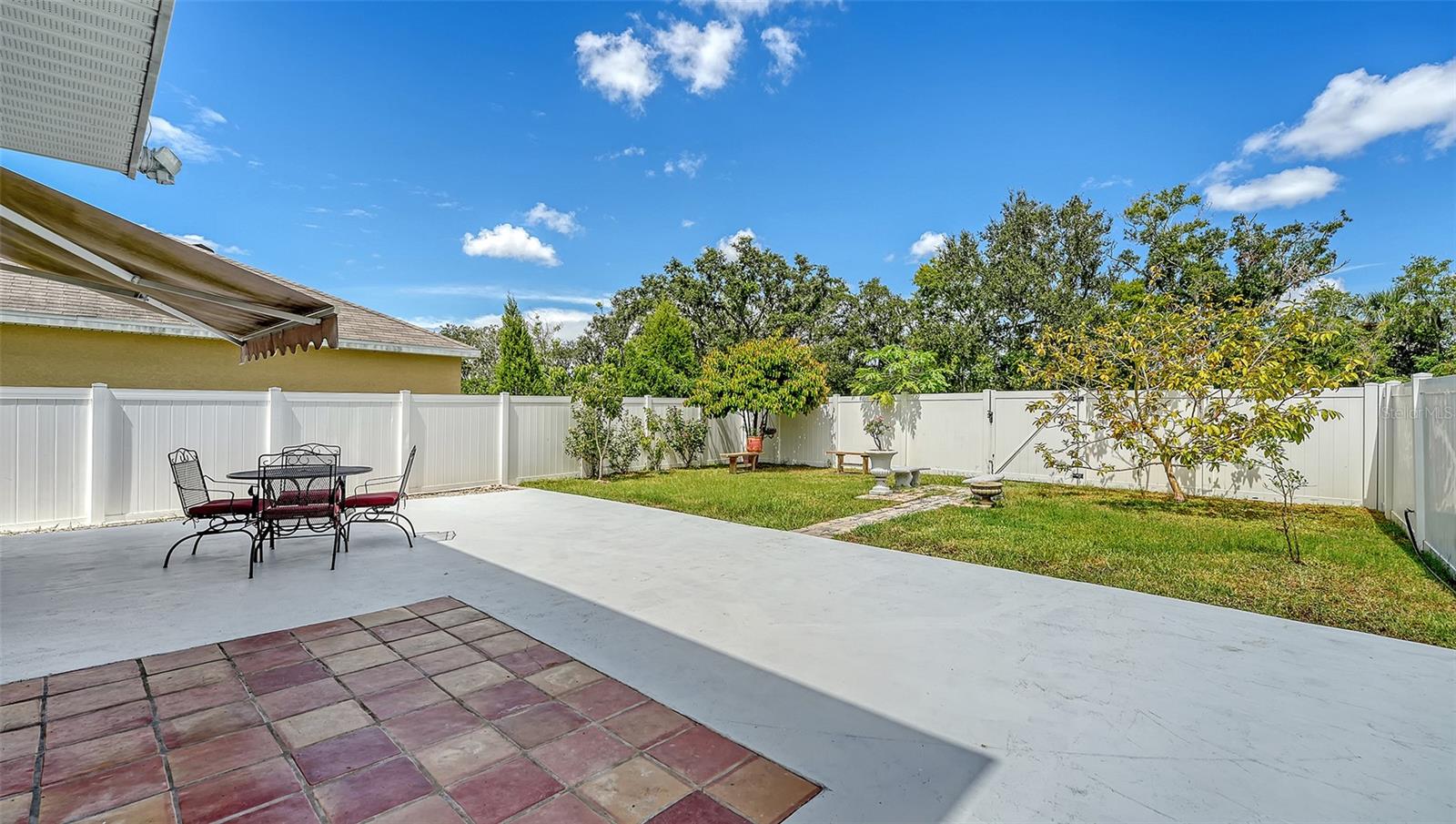 5206 Willow Breeze Way Property Photo 7