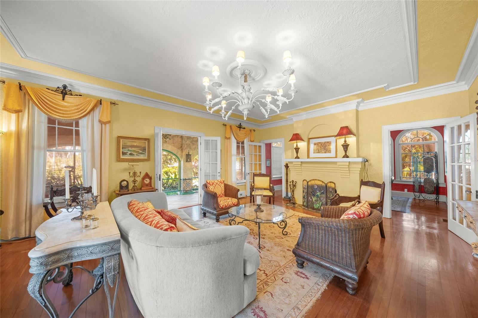 2830 Bay Shore Cir Property Photo 6