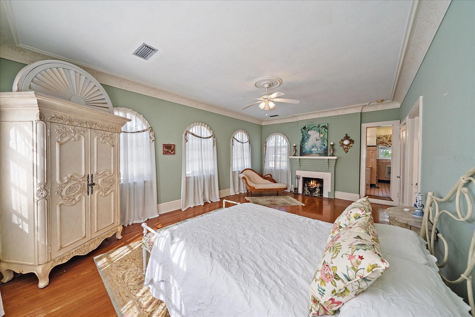 2830 Bay Shore Cir Property Photo 10