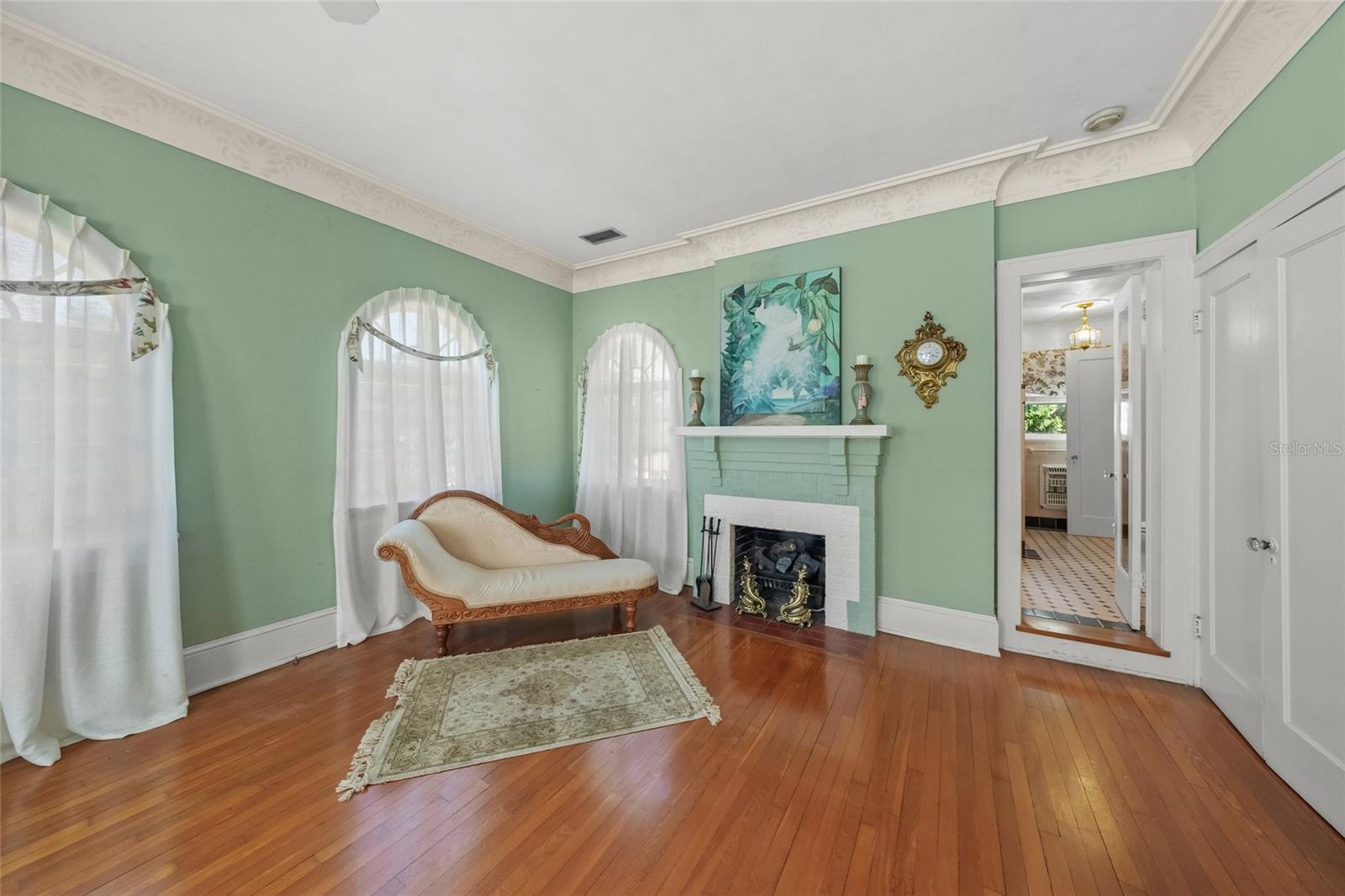 2830 Bay Shore Cir Property Photo 13