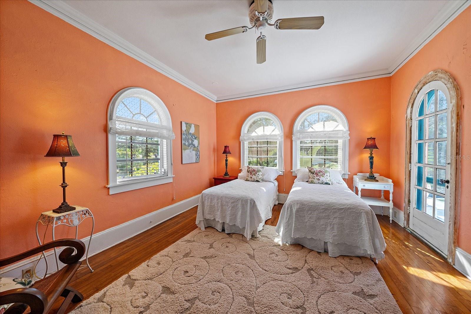 2830 Bay Shore Cir Property Photo 14