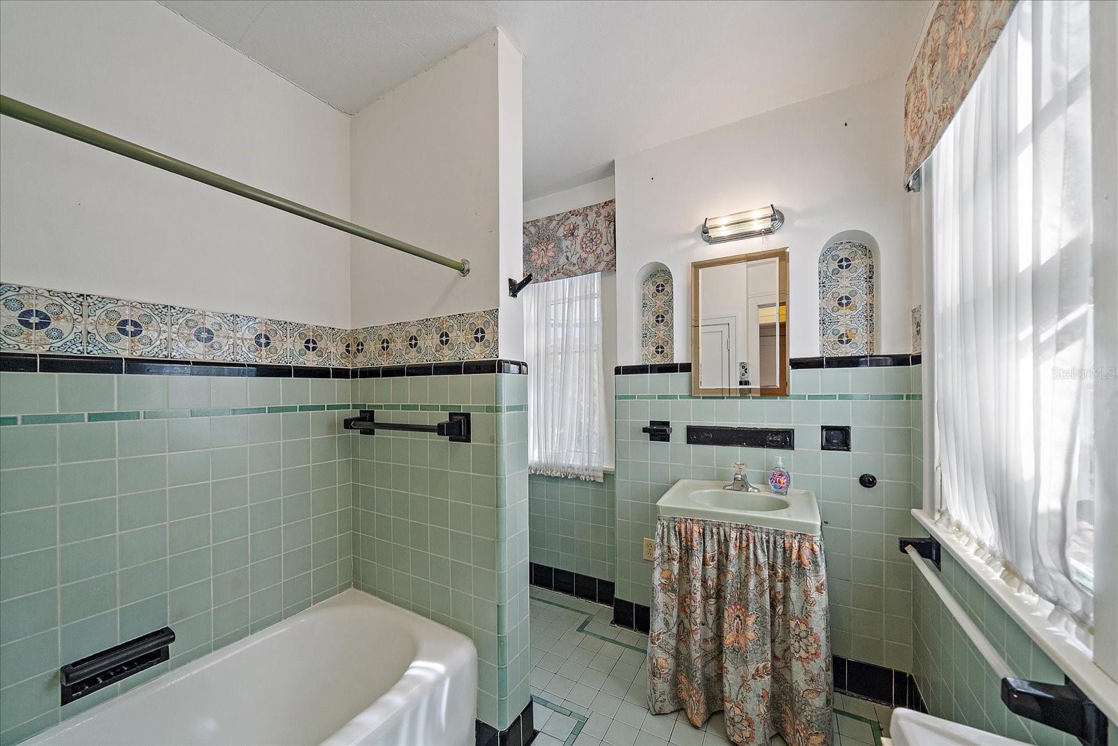 2830 Bay Shore Cir Property Photo 45