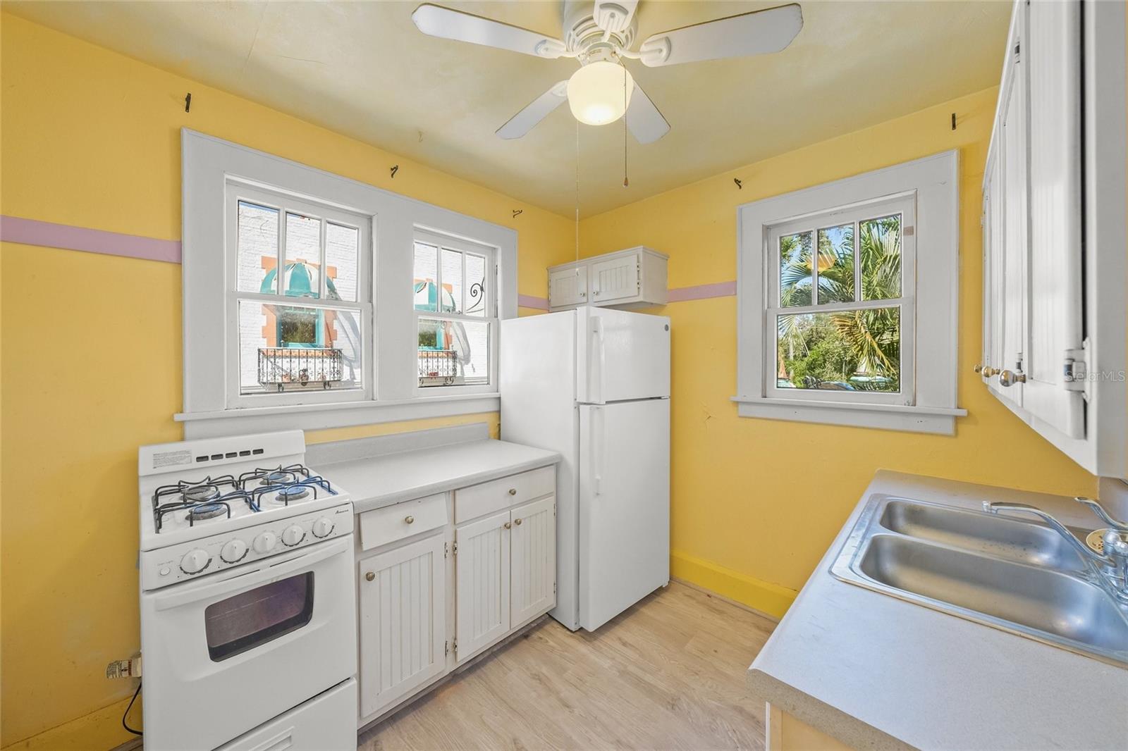 2830 Bay Shore Cir Property Photo 48
