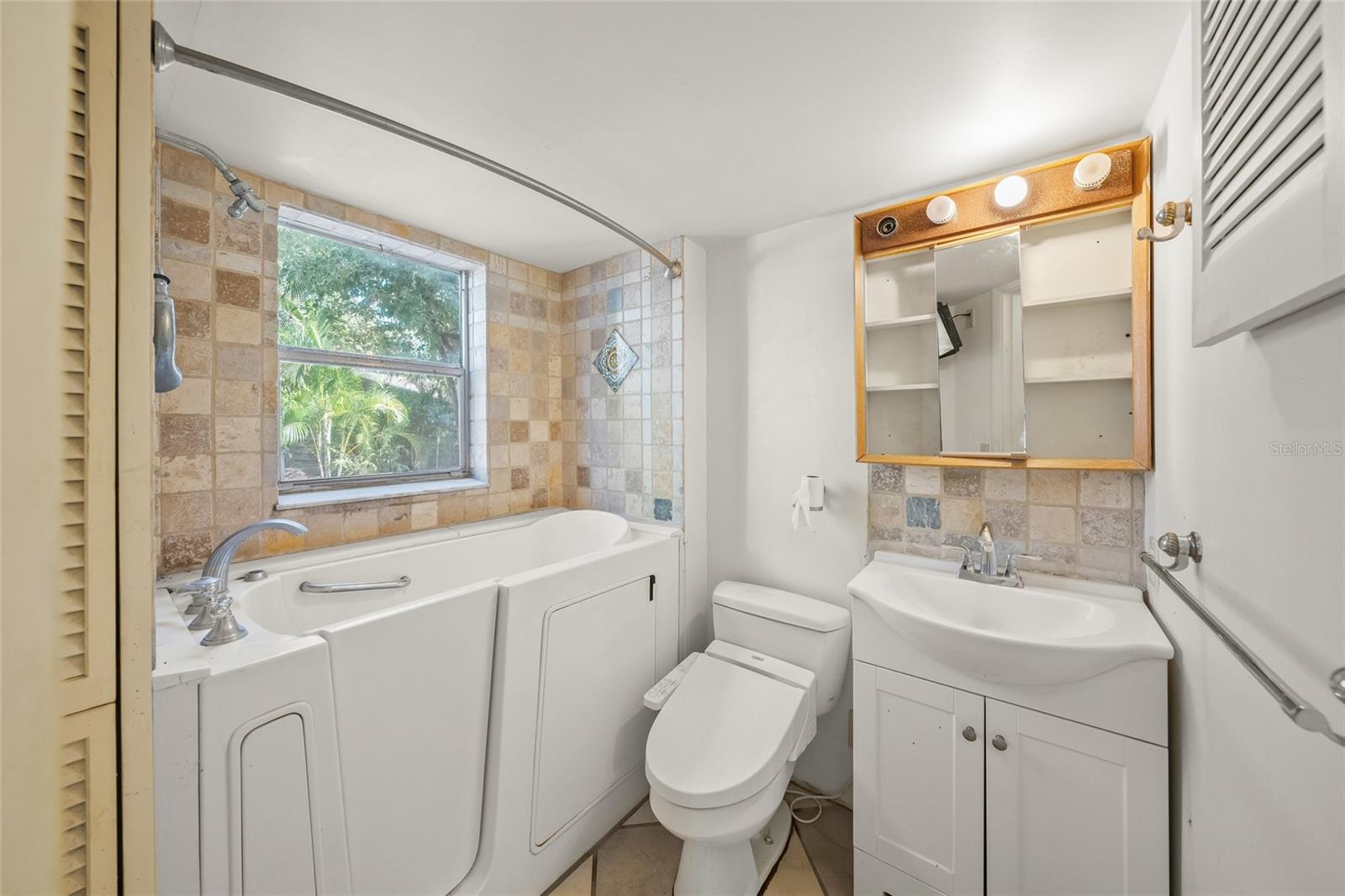 2830 Bay Shore Cir Property Photo 54