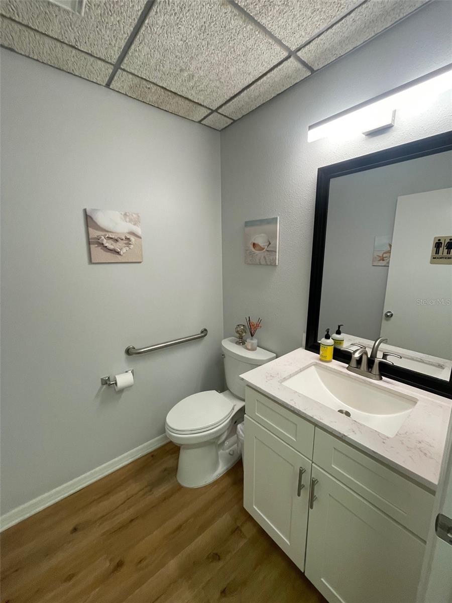 1219 S East Ave #3-304 Property Photo 6