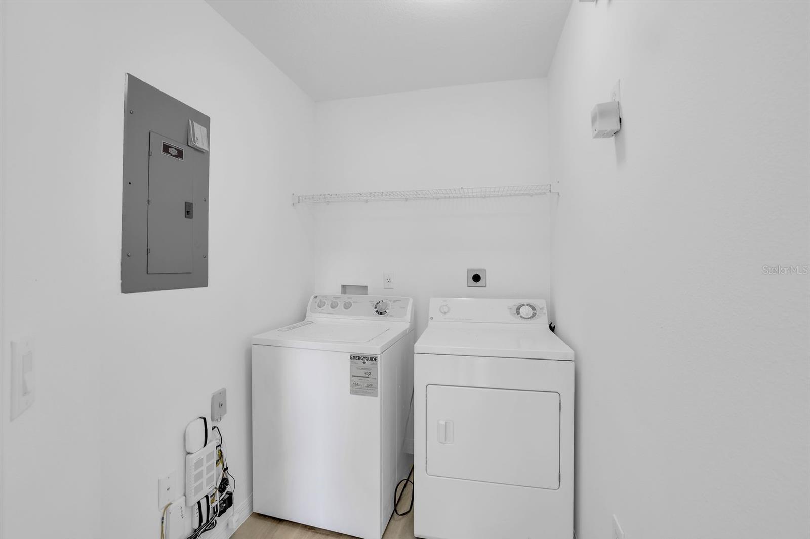 6635 Huntington Lakes Cir #202 Property Photo 16