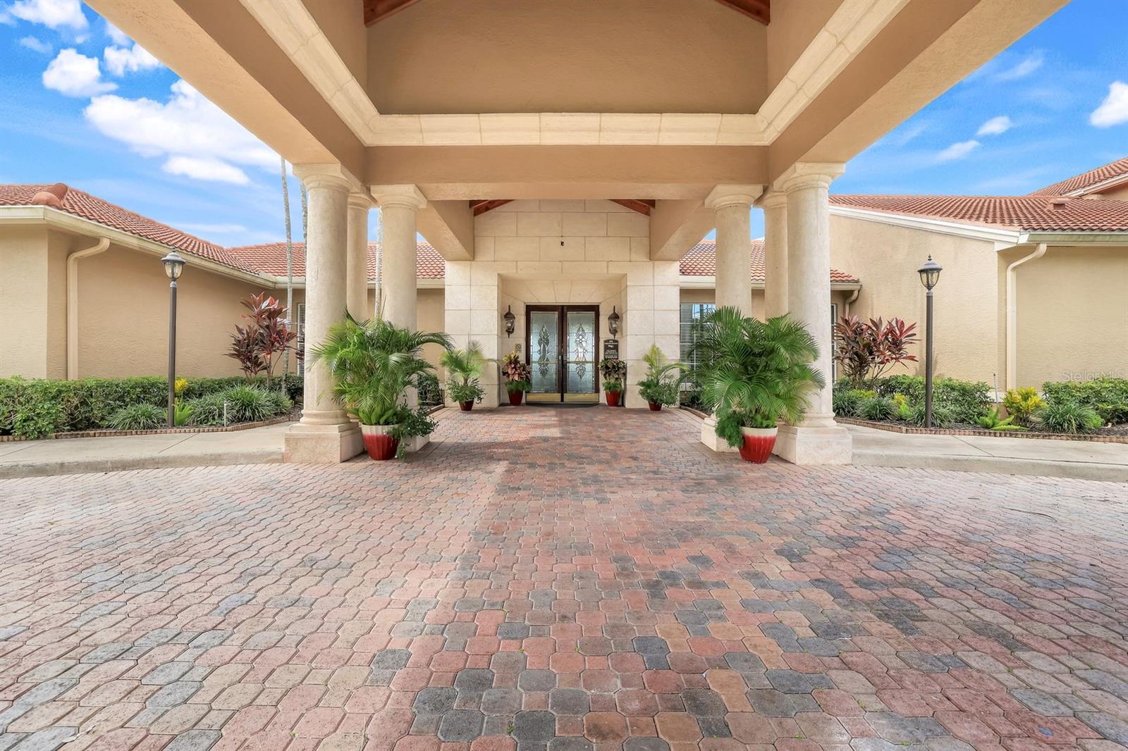 6635 Huntington Lakes Cir #202 Property Photo 25