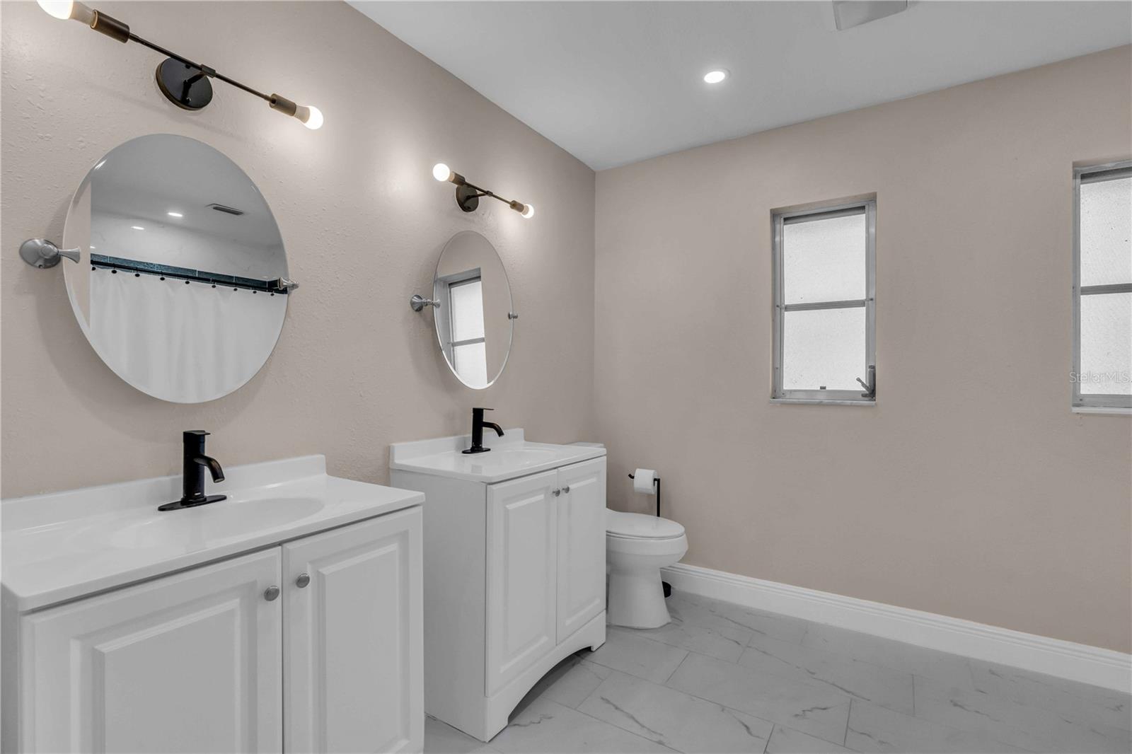 2544 Carlisle Pl Property Photo 31