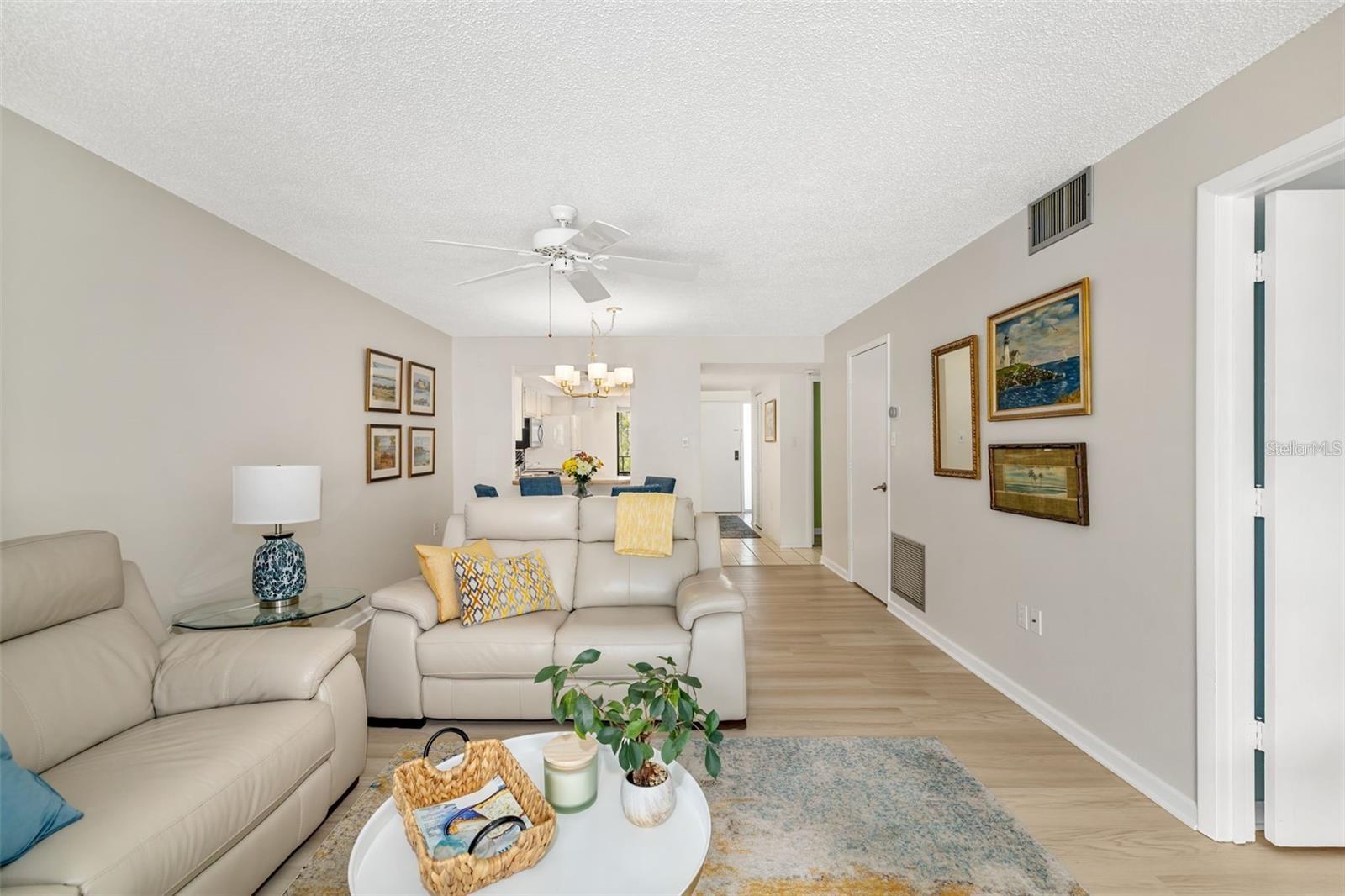 7201 Curtiss Ave #2d Property Photo 6