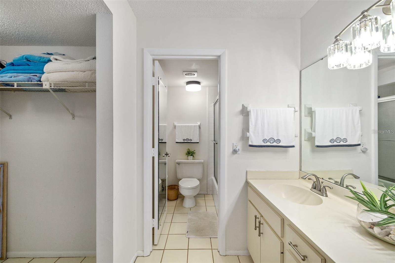 7201 Curtiss Ave #2d Property Photo 19