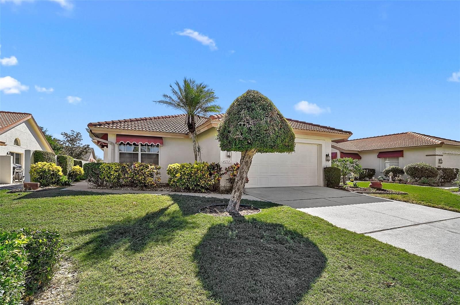 4717 Peridia Blvd E Property Photo 2