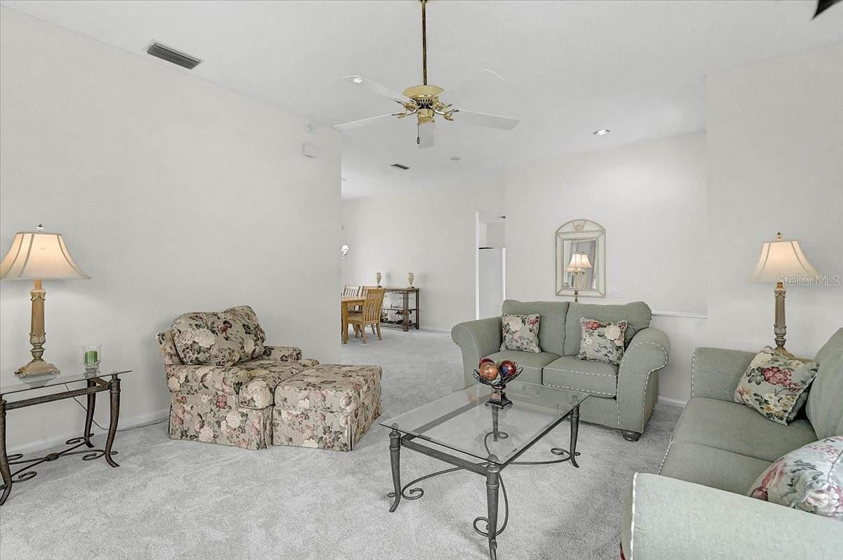 4717 Peridia Blvd E Property Photo 7