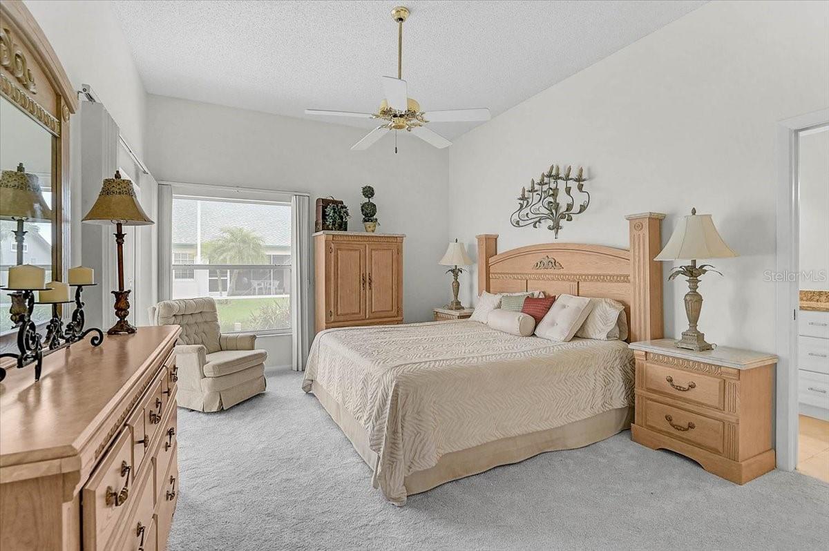 4717 Peridia Blvd E Property Photo 9