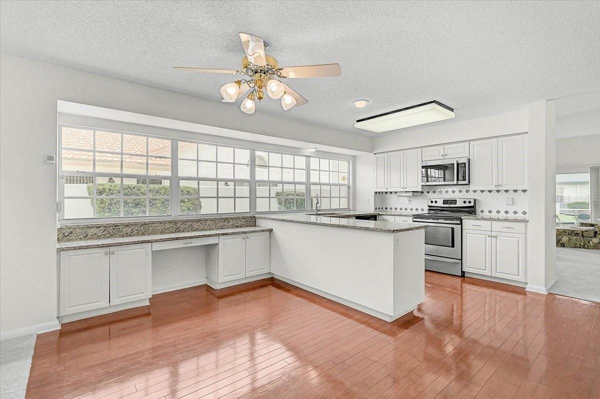4717 Peridia Blvd E Property Photo 18