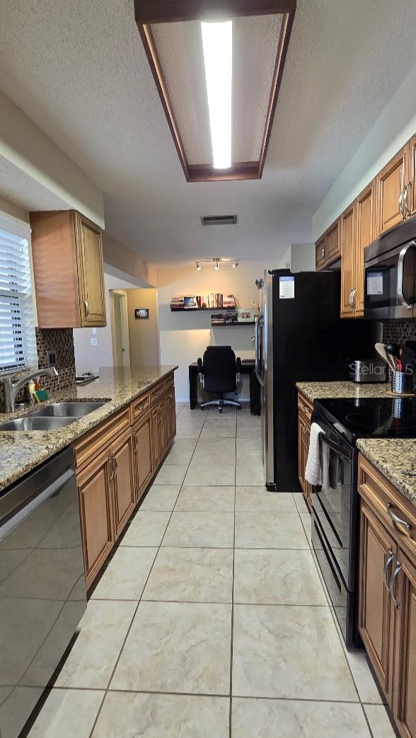 3803 Easton St Property Photo 10