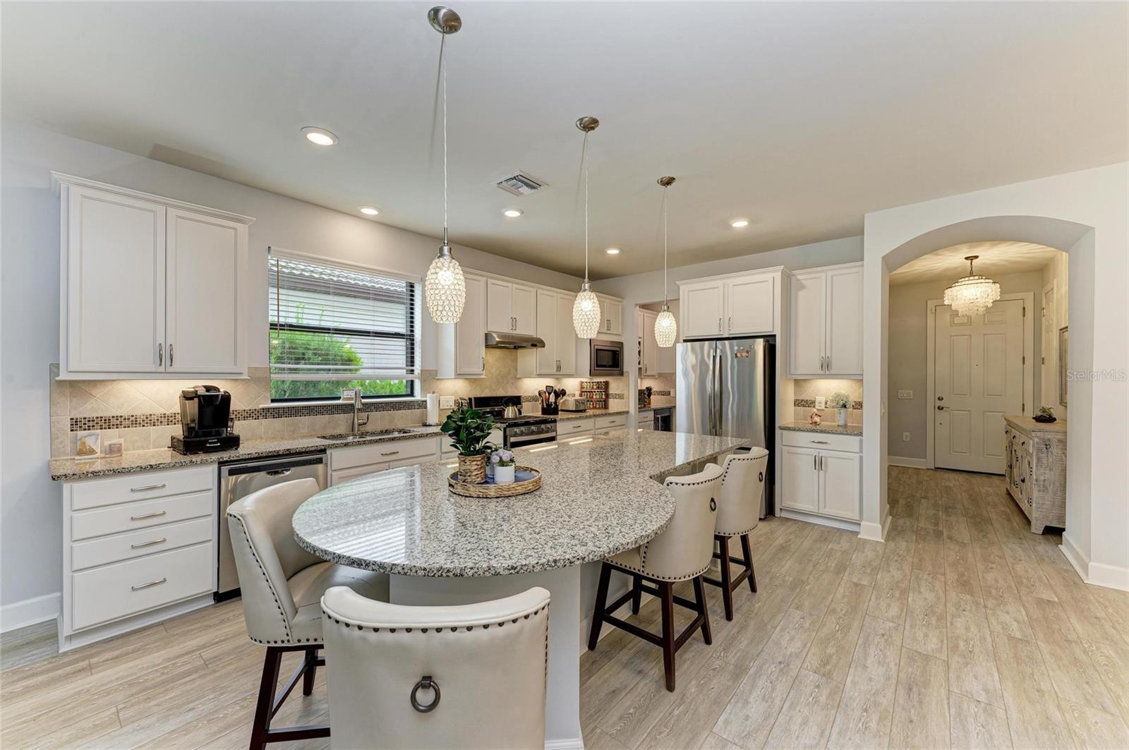 7572 Viola Loop Property Photo 16