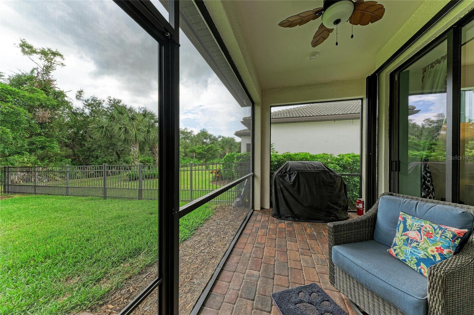 7572 Viola Loop Property Photo 44