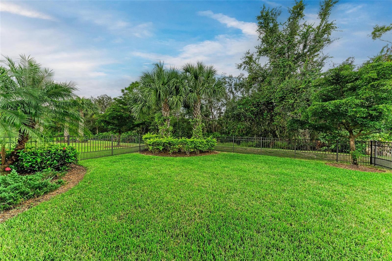 7572 Viola Loop Property Photo 45