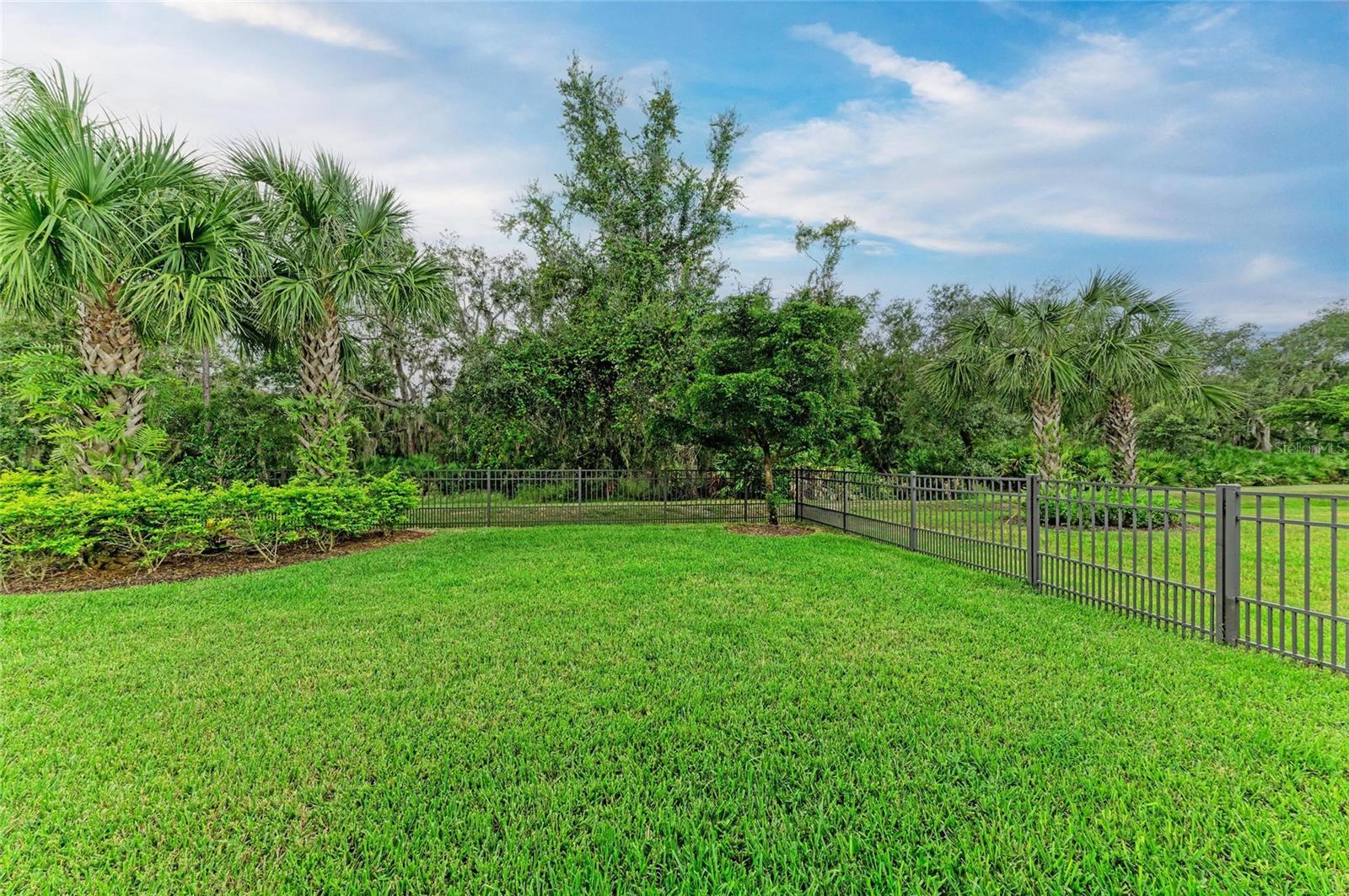 7572 Viola Loop Property Photo 46